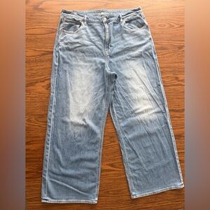 American Eagle Super High Rise Light Blue Wide-Leg Baggy Jeans